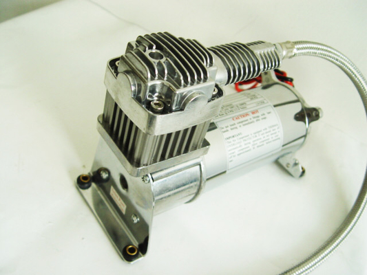 Duurzame Op zwaar werk berekende Draagbare Compressor 150 psi van het Vrachtwagenluchtkussen 12 Volt met Luchttanks