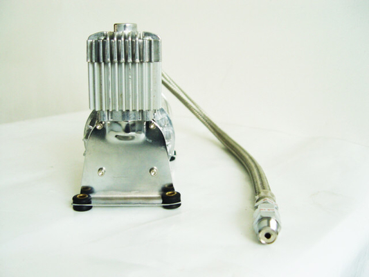 De Opschortingscompressor YURUI 6390R 150PSI van de tinlucht voor de Hoornsysteem van de Luchtkussenopschorting