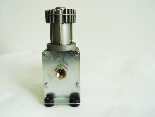 Zilveren 120psi 12V de Luchtcompressor van YURUI 6273R voor Luchtkussens, 0,5 Gallonstank