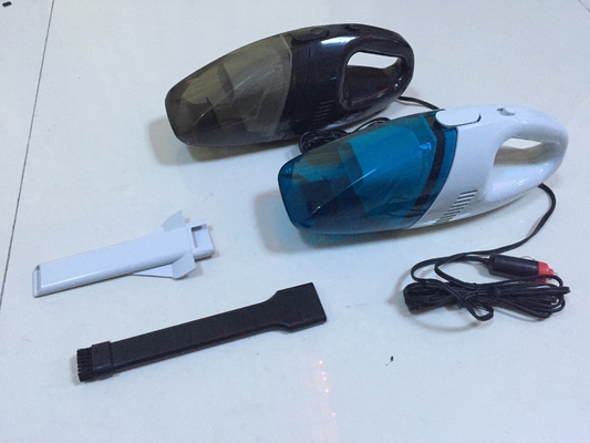 De witte Plastic Draagbare Auto Stofzuiger 90W Bagless voor Nat - en - droogt