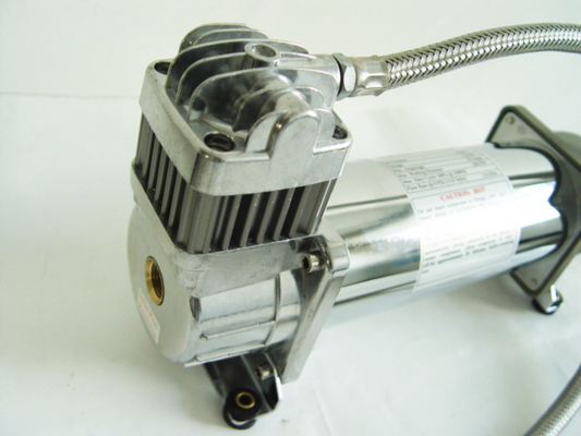 Goede prijs. 150PSI van de de Luchtschok van Chrome 1.75CFM de Op zwaar werk berekende Draagbare Compressor 12v met Luchttank online